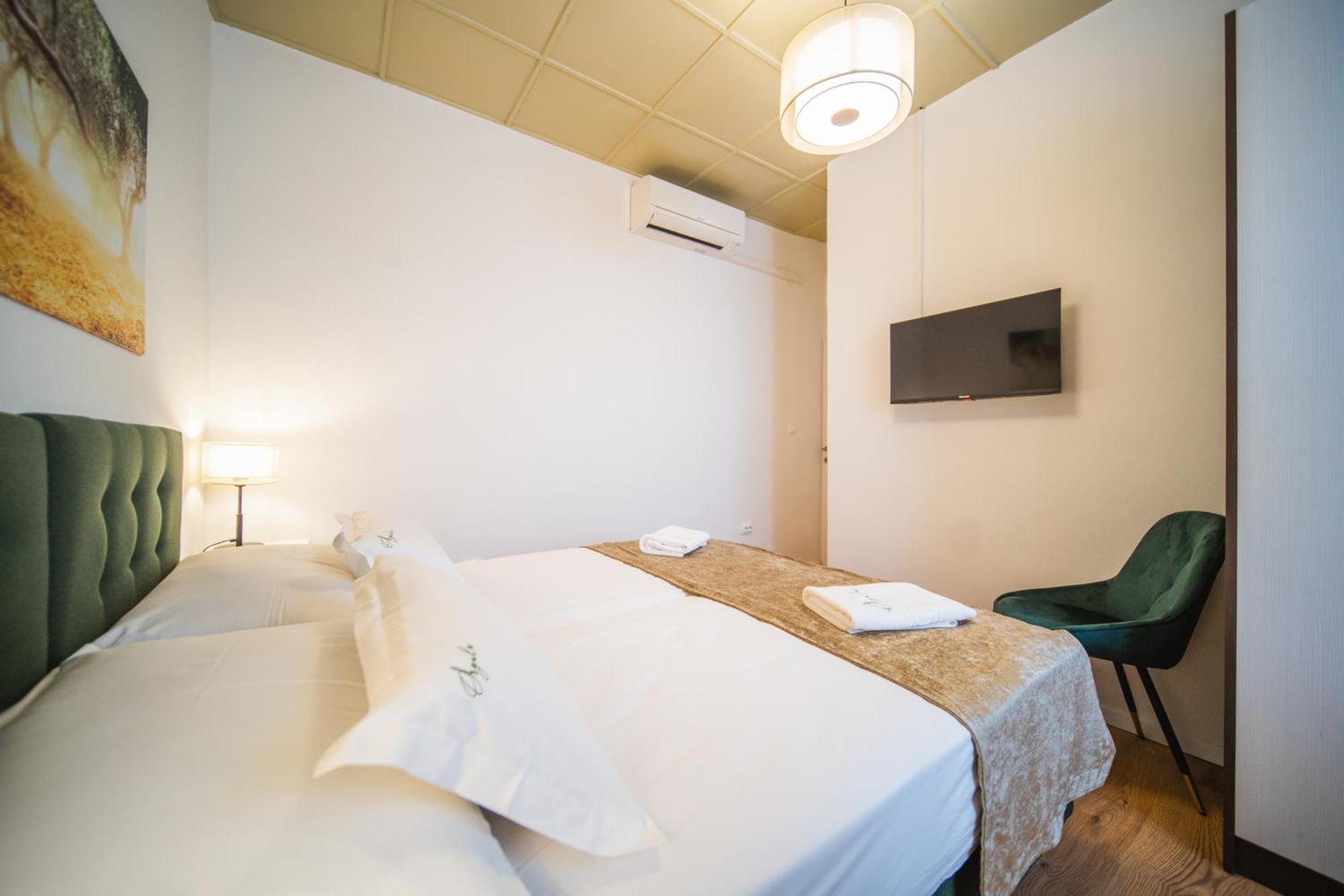 Orgula Hotel Lumbarda Bagian luar foto